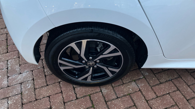 Toyota Yaris 1.5 Hybrid Design 5dr CVT Hybrid Hatchback